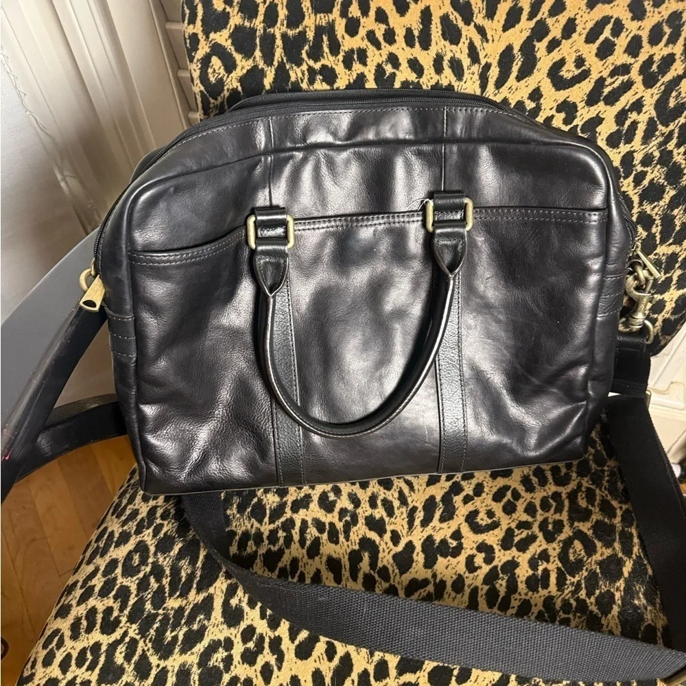 Fossil Leather Black and Gold Briefcase with Elegant Design